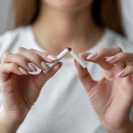 tabaco implante dental